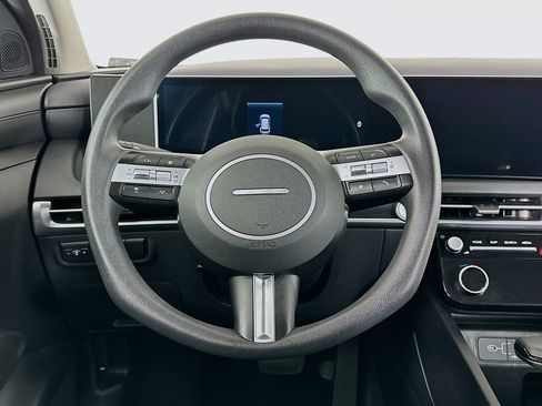 Used 2025 Hyundai Tucson SEL FWD image 18