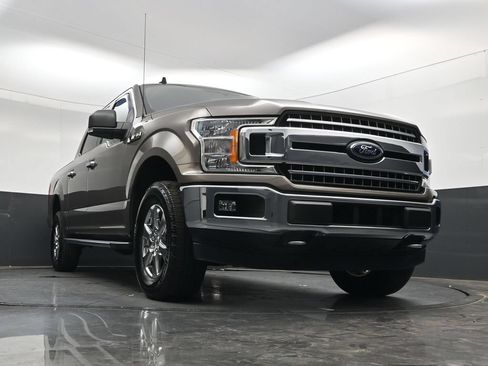 Used 2020 Ford F150 XLT w/ Equipment Group 302A Luxury AWD/4WD image 30
