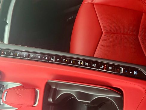 Certified 2024 Chevrolet Corvette Stingray Preferred Conv w/ Z51 Performance Package image 25