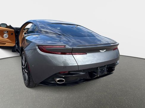 Used 2017 Aston Martin DB11 V12 image 9