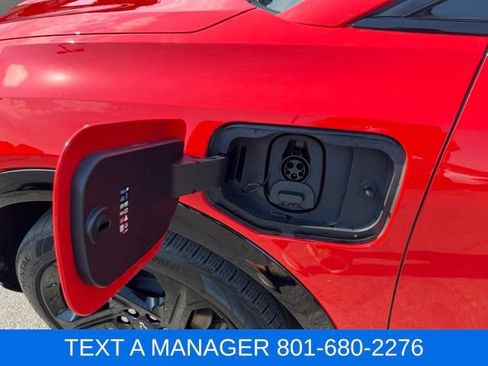 Used 2025 Chevrolet Equinox EV RS AWD/4WD image 17