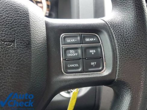 Used 2017 RAM 1500 Express RWD image 21