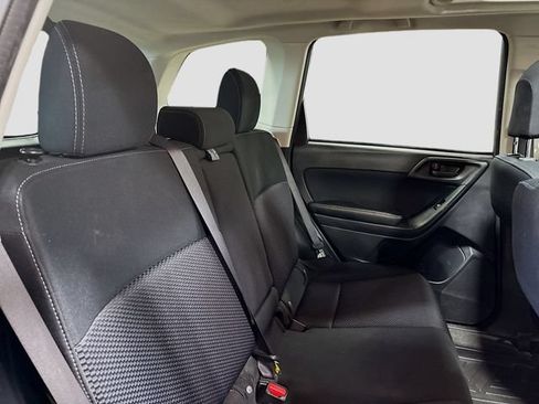 Used 2016 Subaru Forester 2.5i Premium w/ All-Weather Package AWD/4WD image 21