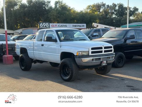 Used 1998 Dodge Ram 2500 Truck 4x4 Quad Cab image 1