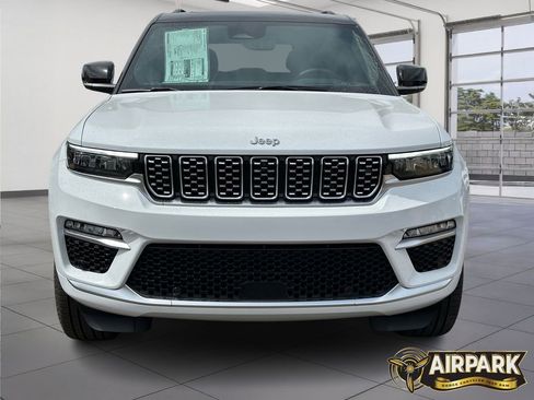 New 2025 Jeep Grand Cherokee Summit w/ Adv Protech Group IV image 5