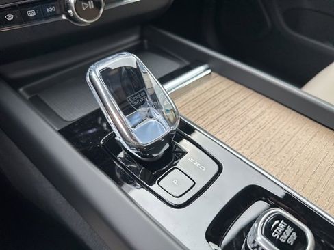 New 2026 Volvo XC60 B5 Plus w/ Climate Package image 14