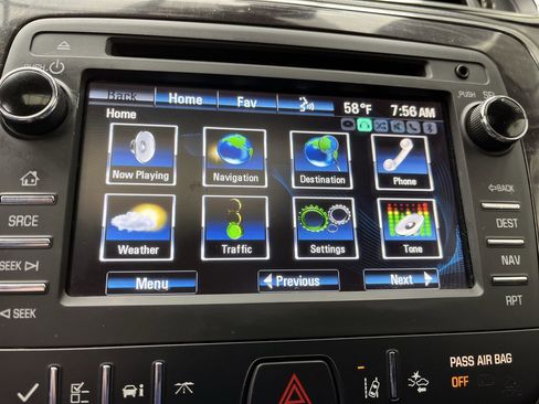 Used 2017 Buick Enclave Premium AWD/4WD image 21