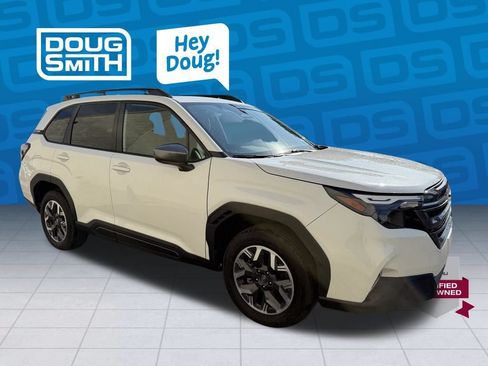 Used 2026 Subaru Forester Premium AWD/4WD image 5