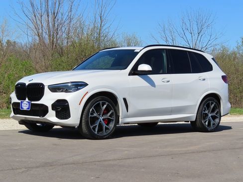 Used 2022 BMW X5 xDrive40i AWD/4WD image 21