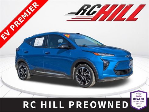 Used 2023 Chevrolet Bolt EUV Premier w/ Sun & Sound Package image 1