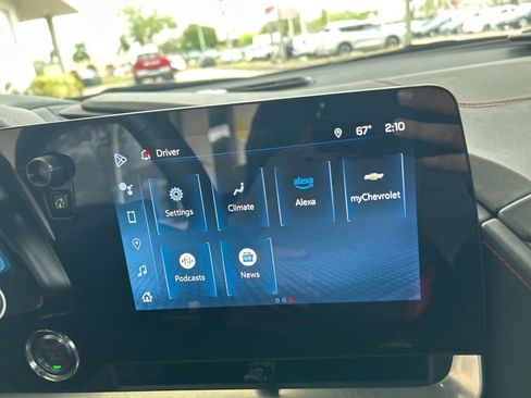 Used 2025 Chevrolet Corvette Stingray Convertible w/ Z51 Performance Package image 10