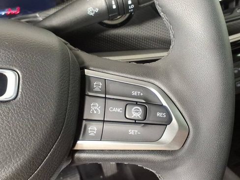 Used 2025 Jeep Compass Limited w/ Driver Assist Group I AWD/4WD image 17