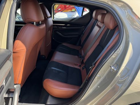 Used 2024 MAZDA MAZDA3 s image 9