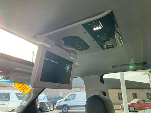 Used 2017 Chevrolet Tahoe LT image 27