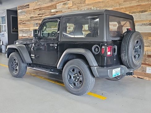Used 2021 Jeep Wrangler Sport AWD/4WD image 4