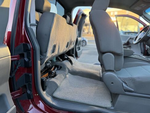 Used 2005 Nissan Titan SE w/ (W01) Utility Bed Pkg image 18