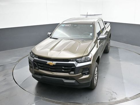Used 2024 Chevrolet Colorado LT w/ LT Convenience Package image 41