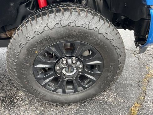 Used 2021 Ford F250 Platinum w/ Tremor Off-Road Package image 25