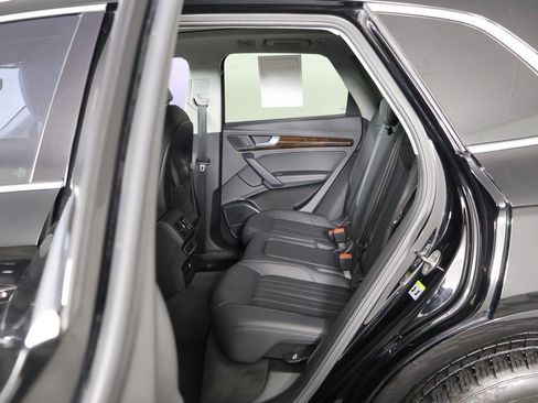 Used 2020 Audi Q5 2.0T Premium Plus image 32