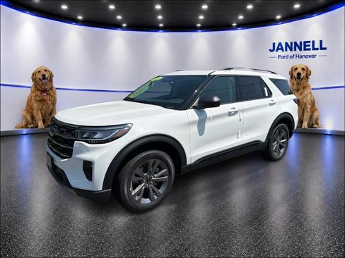New 2026 Ford Explorer Active w/ Active Comfort Package AWD/4WD image 1
