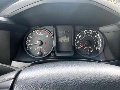 Used 2016 Toyota Tacoma SR RWD image 25