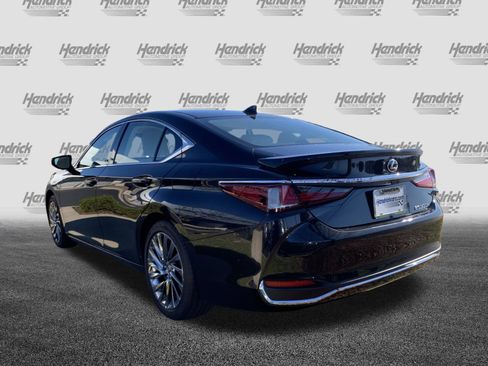 Certified 2025 Lexus ES 300h w/ Luxury Package image 8