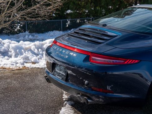Certified 2015 Porsche 911 Targa 4S image 14