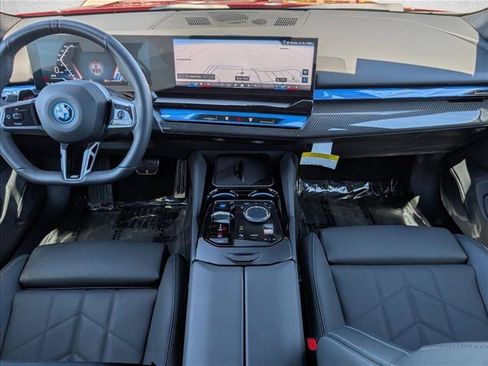 Certified 2026 BMW i5 eDrive40 w/ M Sport Package RWD image 19