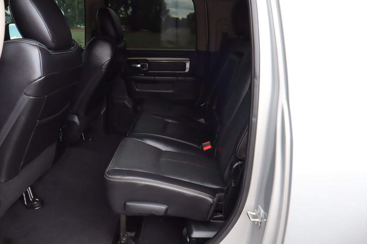 Used 2018 RAM 3500 Laramie w/ Sport Appearance Group AWD/4WD image 20