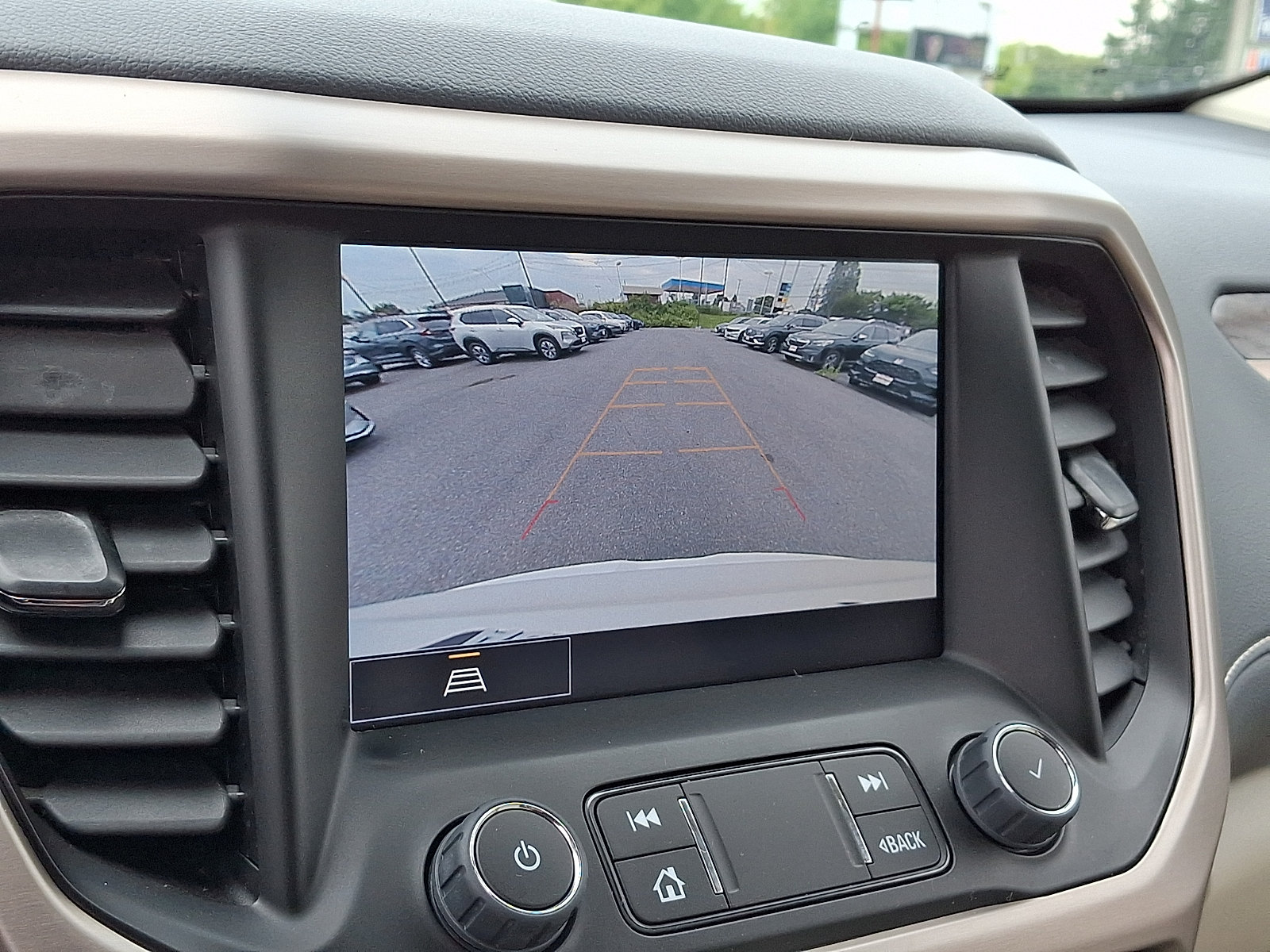 Used 2023 GMC Acadia Denali AWD/4WD image 18