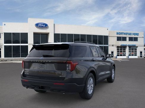 New 2026 Ford Explorer Active image 8