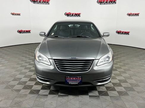 Used 2013 Chrysler 200 Limited image 4