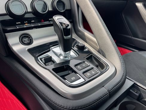 Used 2016 Jaguar F-TYPE Base image 15