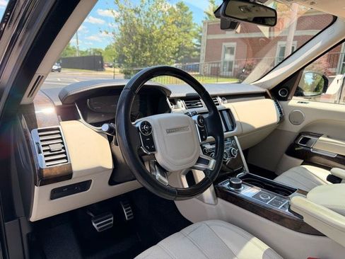 Used 2014 Land Rover Range Rover Supercharged AWD/4WD image 17