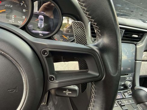 Used 2018 Porsche 911 GT3 RWD image 44