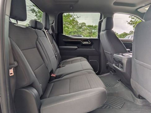 Used 2025 Chevrolet Silverado 1500 LT Trail Boss w/ LPO, Dark Essentials Package AWD/4WD image 28