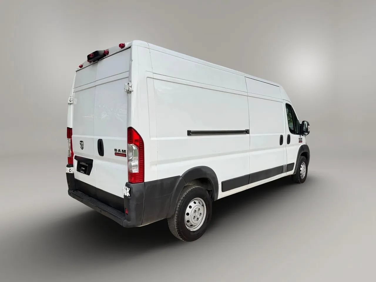 Used 2021 RAM ProMaster 2500 w/ Interior LED Lighting Group FWD image 8