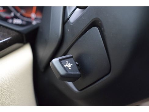 Used 2020 BMW X5 xDrive40i w/ Premium Package image 38