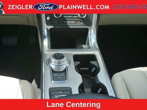 Used 2024 Ford Edge Titanium w/ Titanium Elite Package AWD/4WD image 17