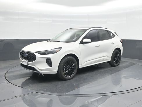 New 2025 Ford Escape ST-Line Elite image 32