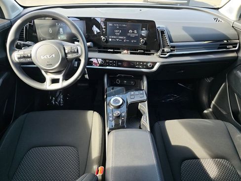 Used 2024 Kia Sportage LX AWD/4WD image 18