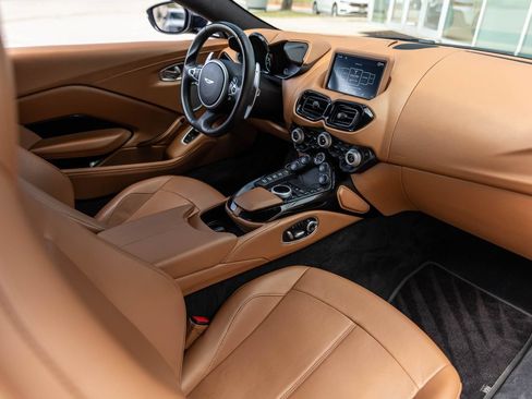 Used 2020 Aston Martin V8 Vantage Coupe RWD image 40