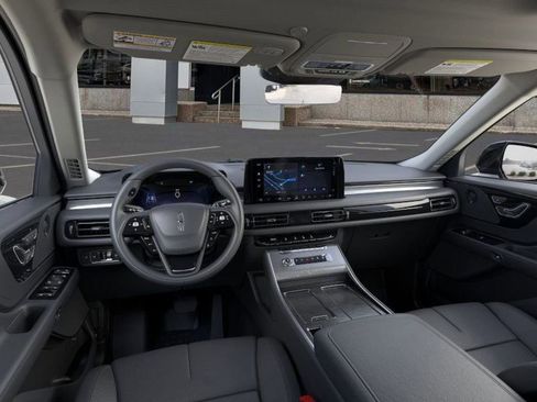 New 2026 Lincoln Aviator AWD image 9