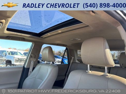 Used 2015 Toyota 4Runner Limited image 10