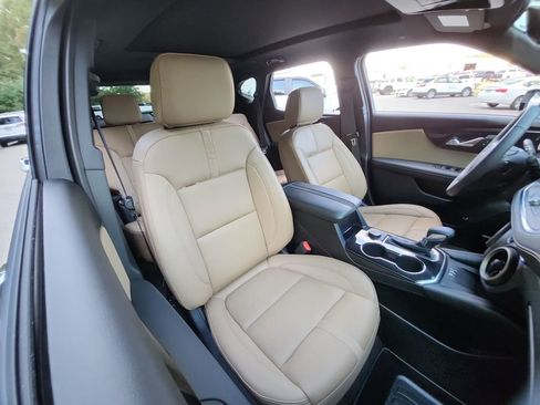 Certified 2025 Chevrolet Blazer Premier w/ Driver Confidence II Package image 33