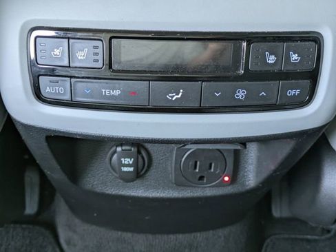 Used 2024 Hyundai Palisade SEL w/ Premium Package AWD/4WD image 12