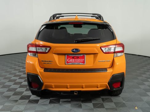 Used 2018 Subaru Crosstrek 2.0i Premium w/ Moonroof Package image 5