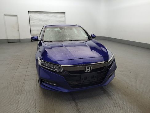 Used 2018 Honda Accord Sport image 14