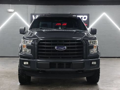 Used 2016 Ford F150 XLT w/ Equipment Group 302A Luxury AWD/4WD image 4
