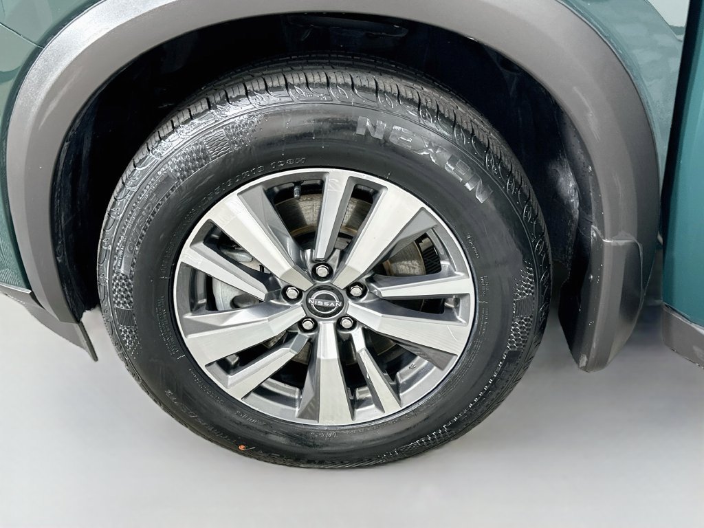 Used 2024 Nissan Pathfinder SL AWD/4WD image 31